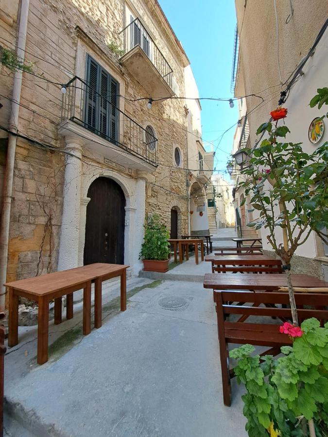Le Case Del Capitano Vieste Exterior photo